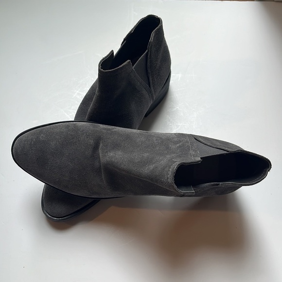 Tarah Gray Suede Dolce Vita Western Ankle Boots Women’s 9.5 - Picture 12 of 13